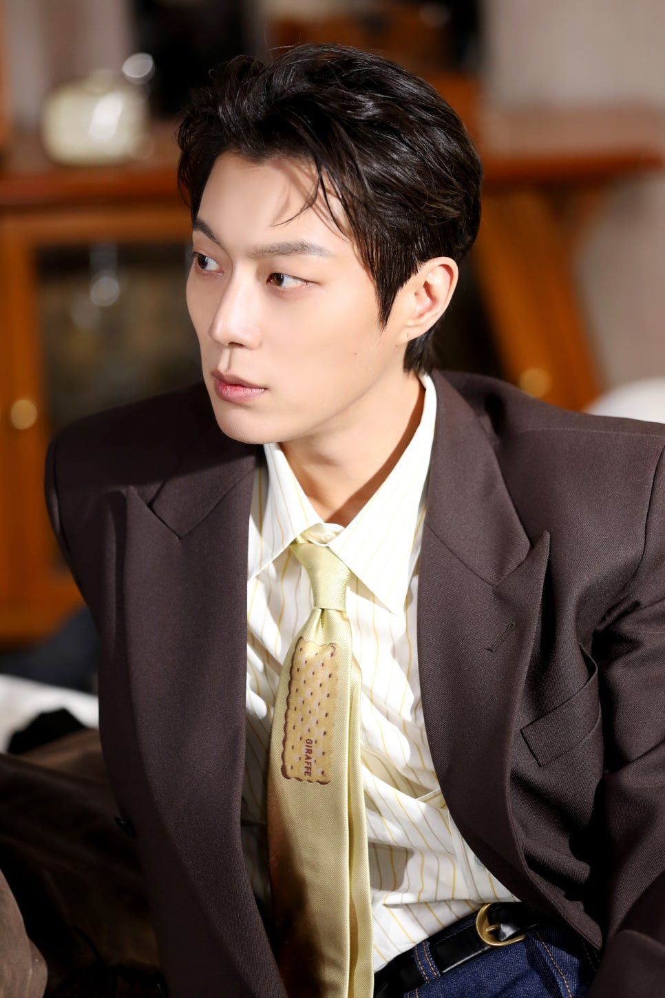 韓網熱議6位「恐龍相」男星代表！孔劉被受封「始祖」，東海、金宇彬魅力十足！-9