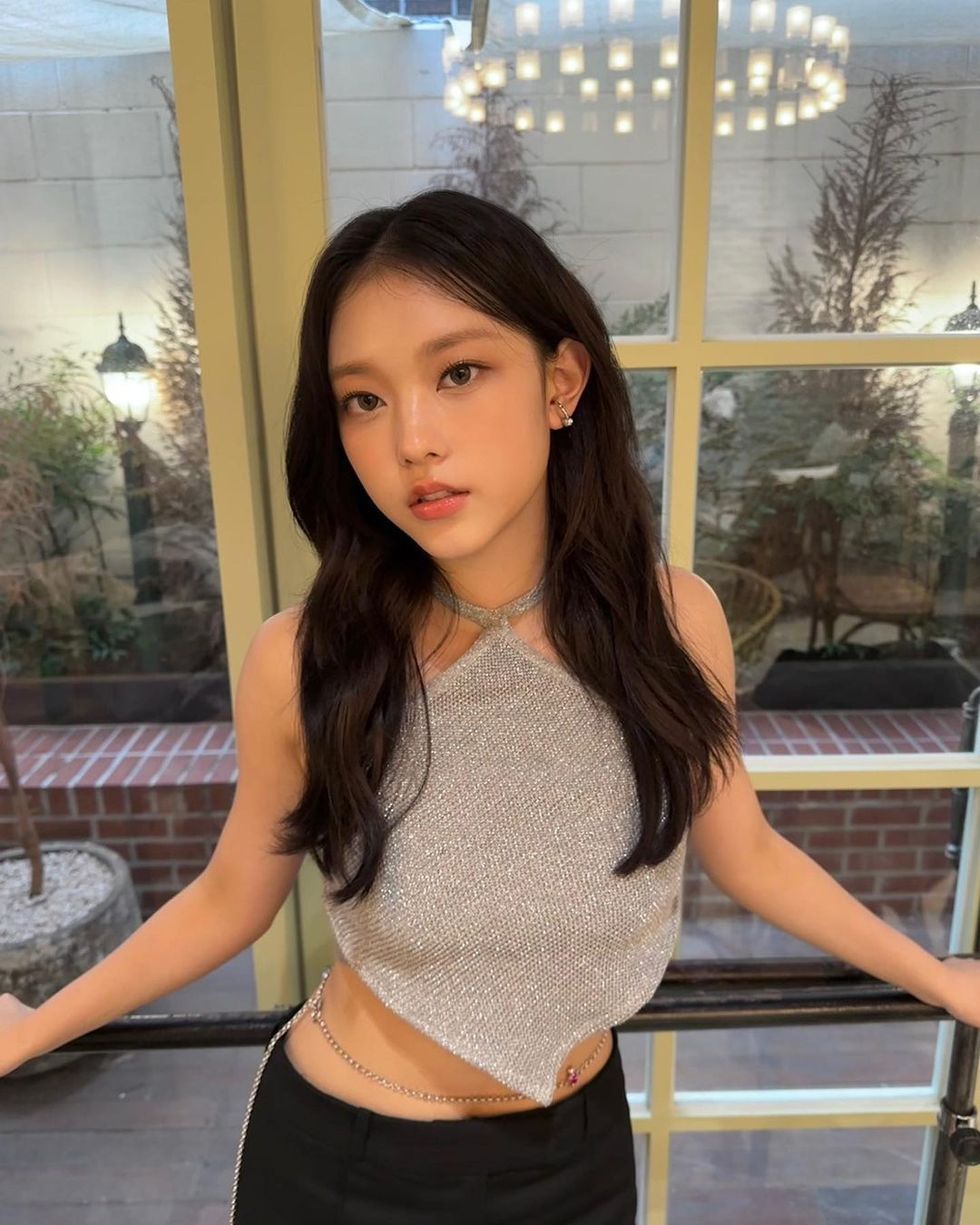 韓網評選「臉讚出身」女偶像！Minji、Sullyoon居然是同班同學，這位女愛豆出道前就已是小網紅！-14