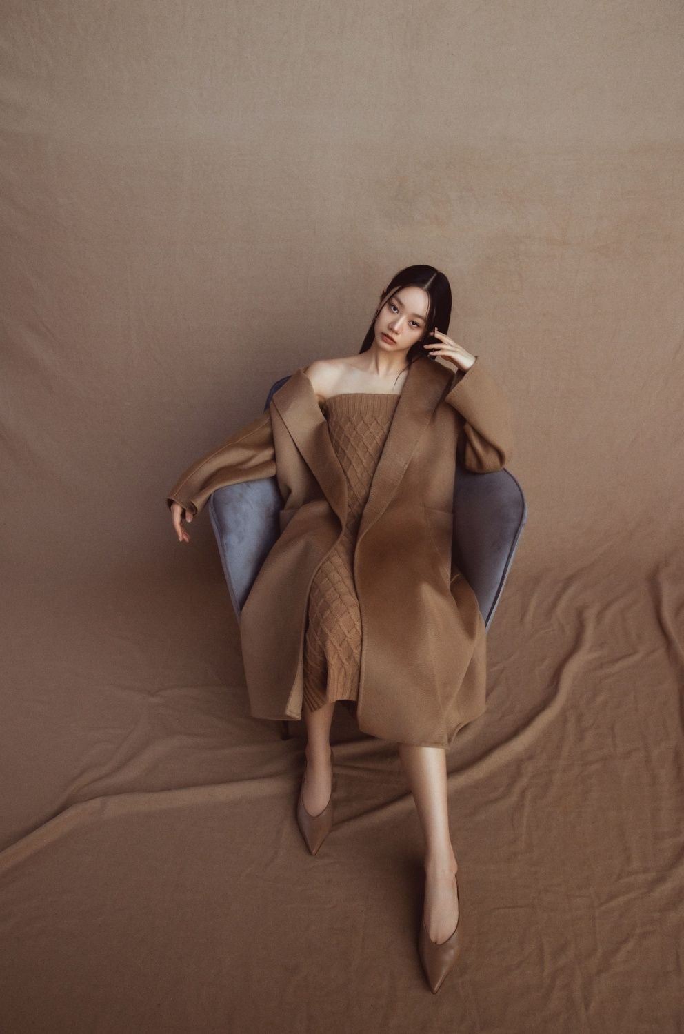 《善意的競爭》李惠利出發台灣！明天降臨Max Mara微風南山！機場造型完美駕馭經典大衣！-8