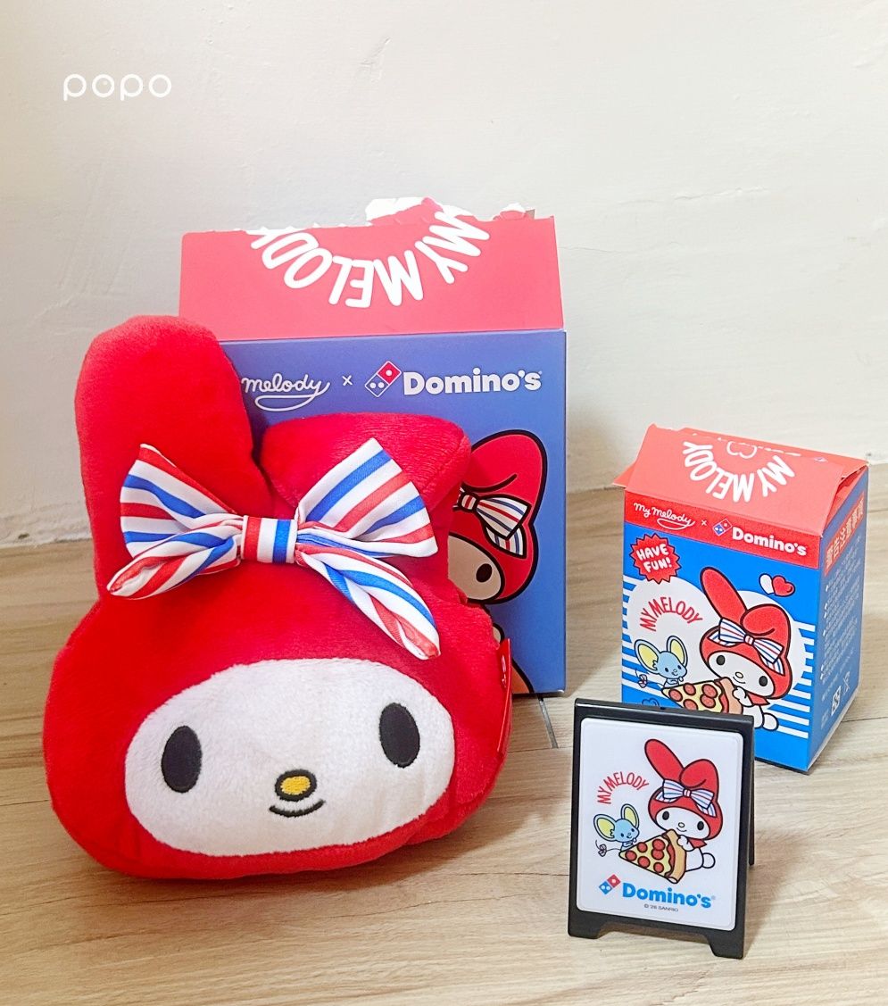 達美樂跟美樂蒂聯名啦！限定紙盒Q到捨不得丟、還有超可愛「美樂蒂披薩翻轉包&迷你招牌」周邊要買！-10