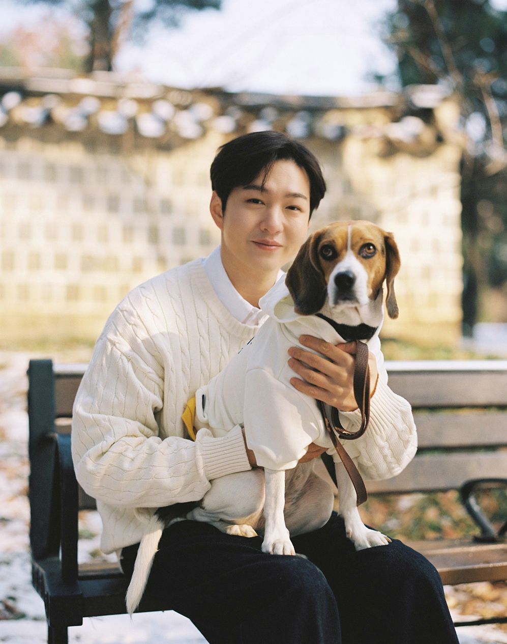 韓網熱議和寵物長得像的KPOP偶像！太妍&Zero根本神同步，Giselle愛犬畫報氣場強，乾鎬撞臉Cookie！-5